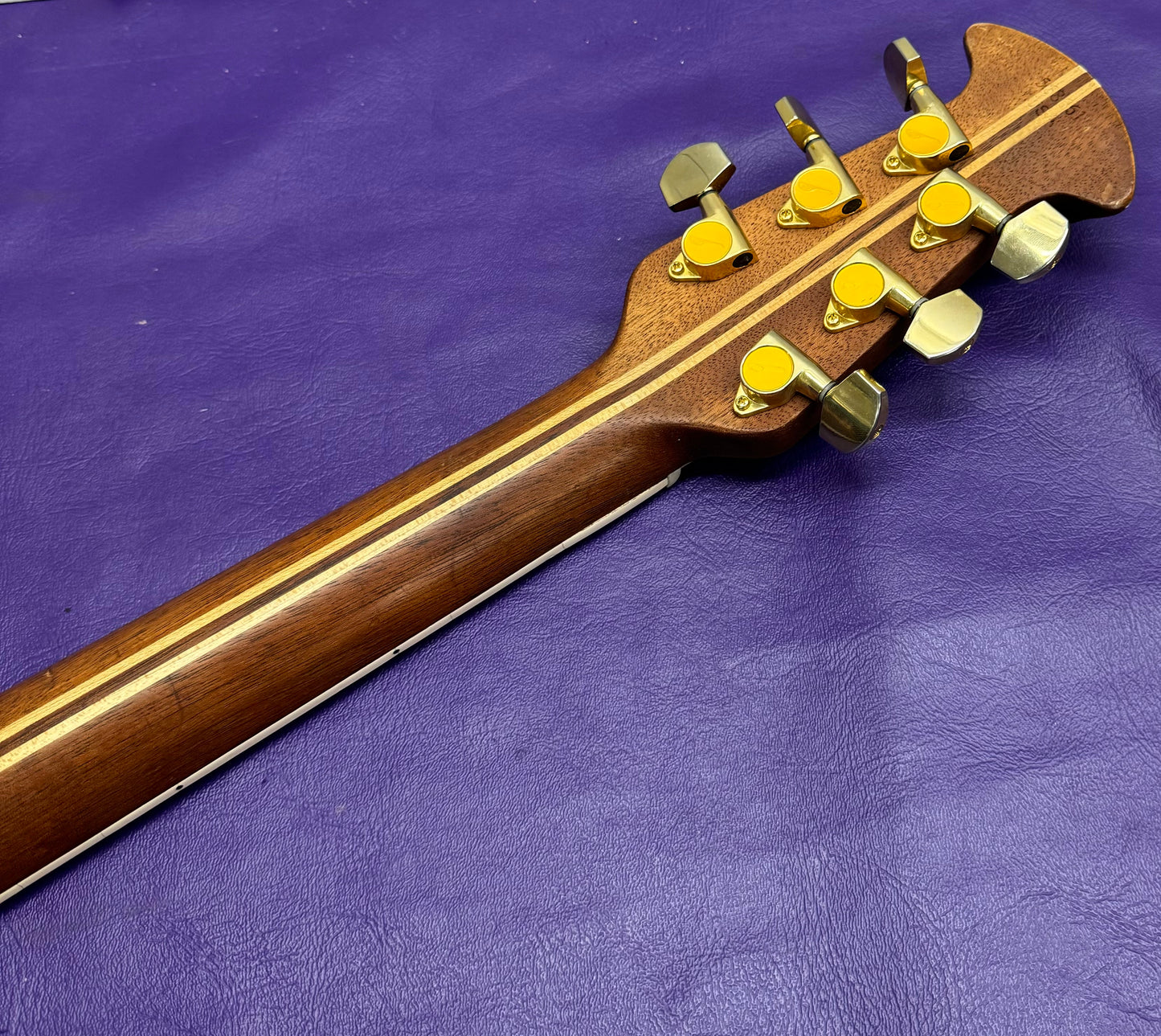 2003 Ovation Elite 1778 made in New Hartford Connecticut