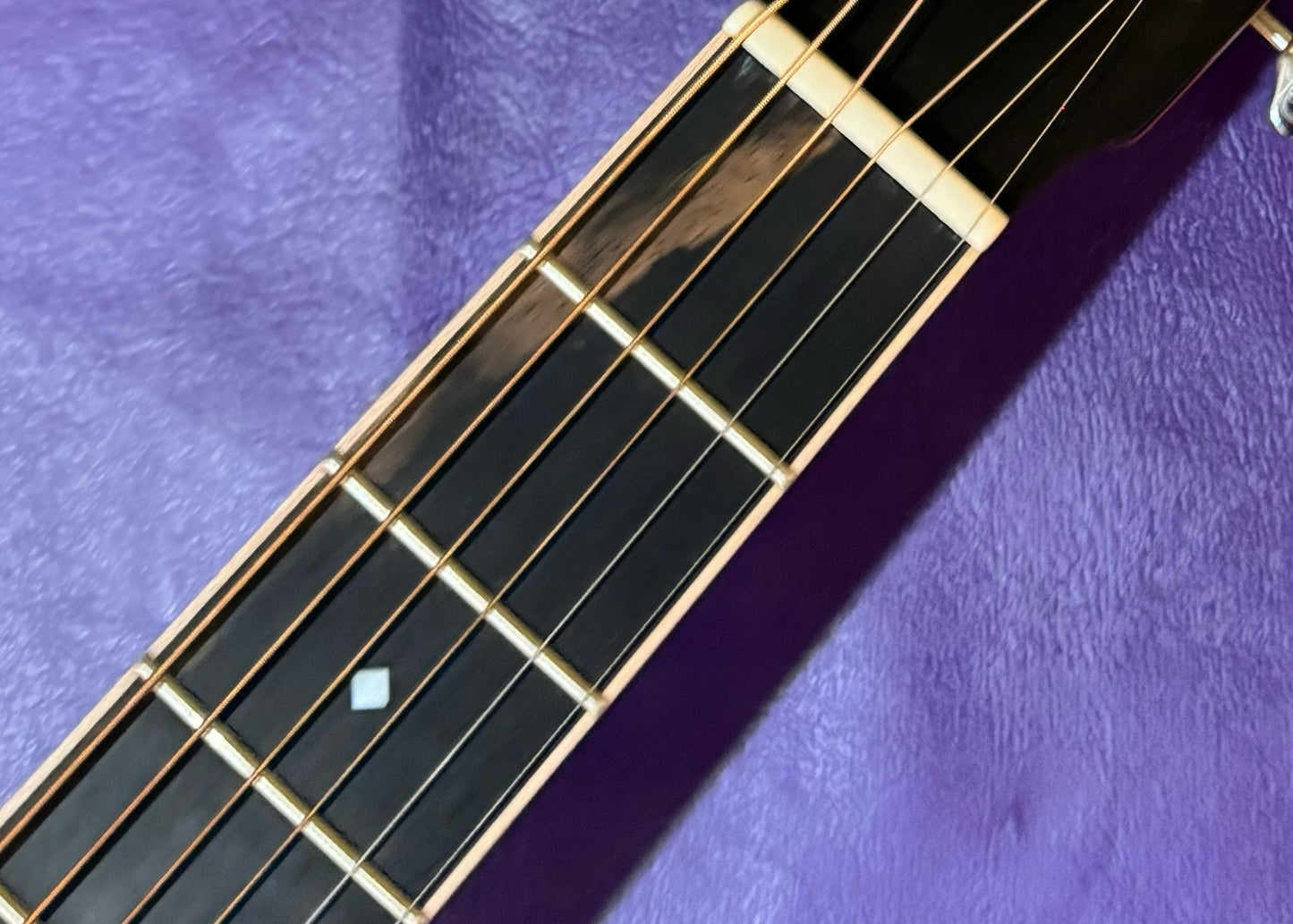Larivee 000-40 12 Fret Koa Parlor Guitar
