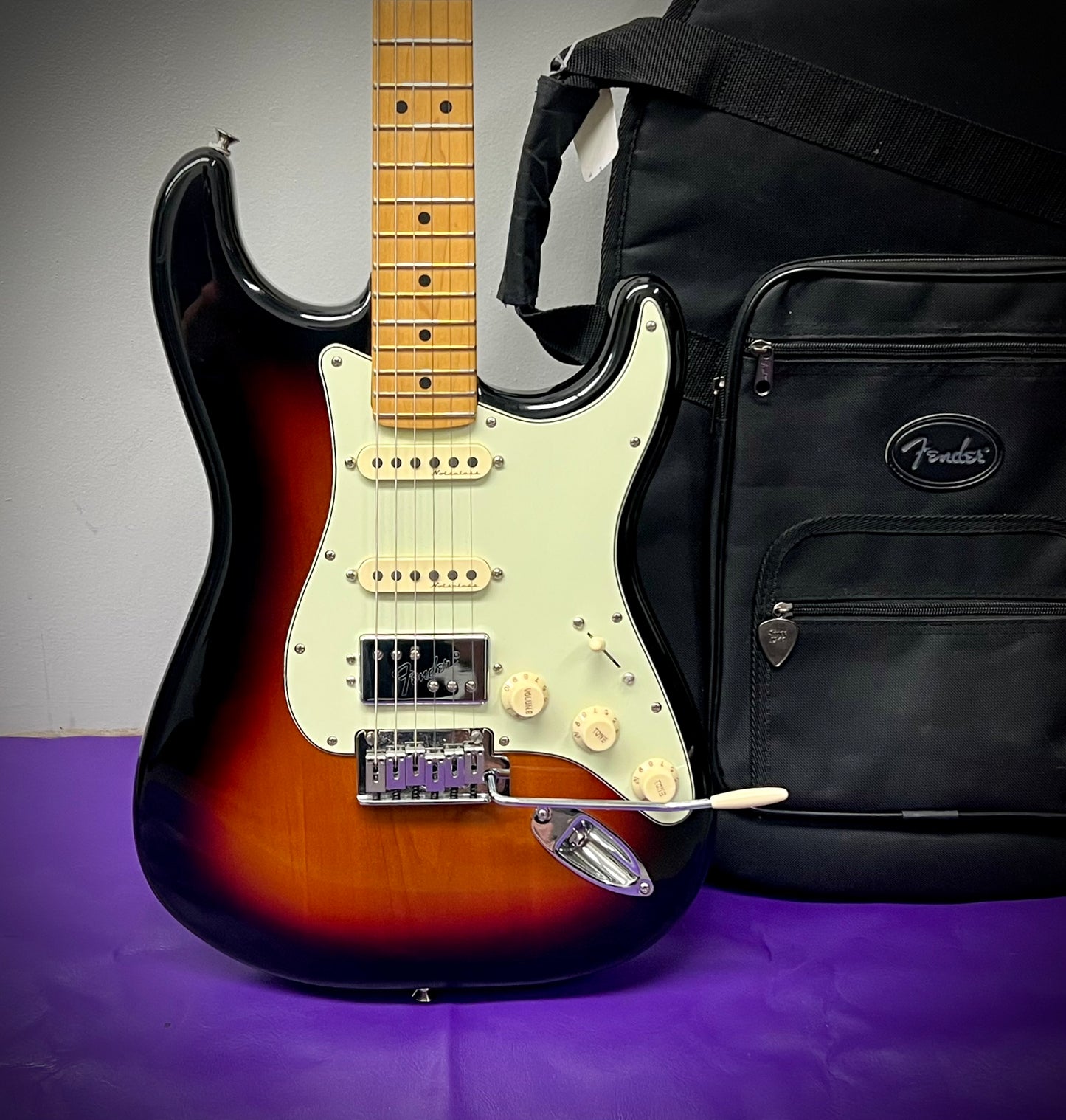2022 Fender Stratocaster Player plus Noiseless HSS