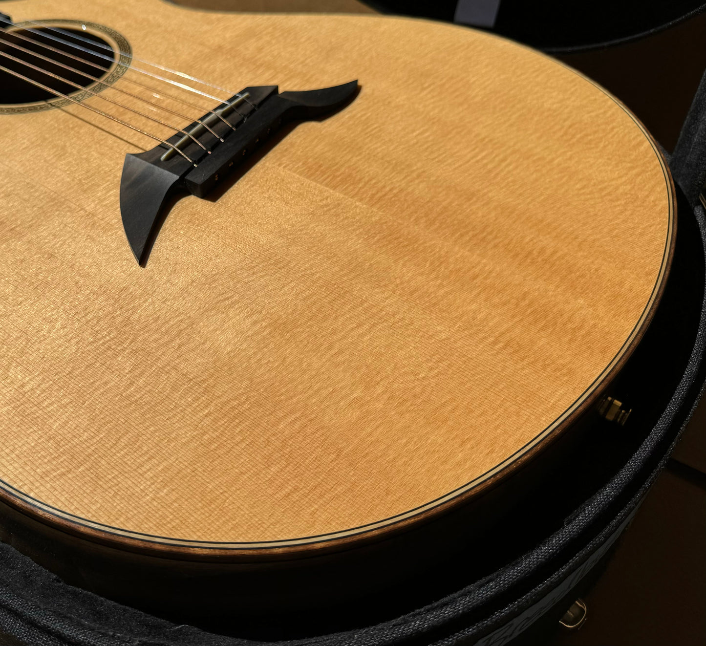 Breedlove Northwest Classic 30th anniversary boutique acoustic guitar