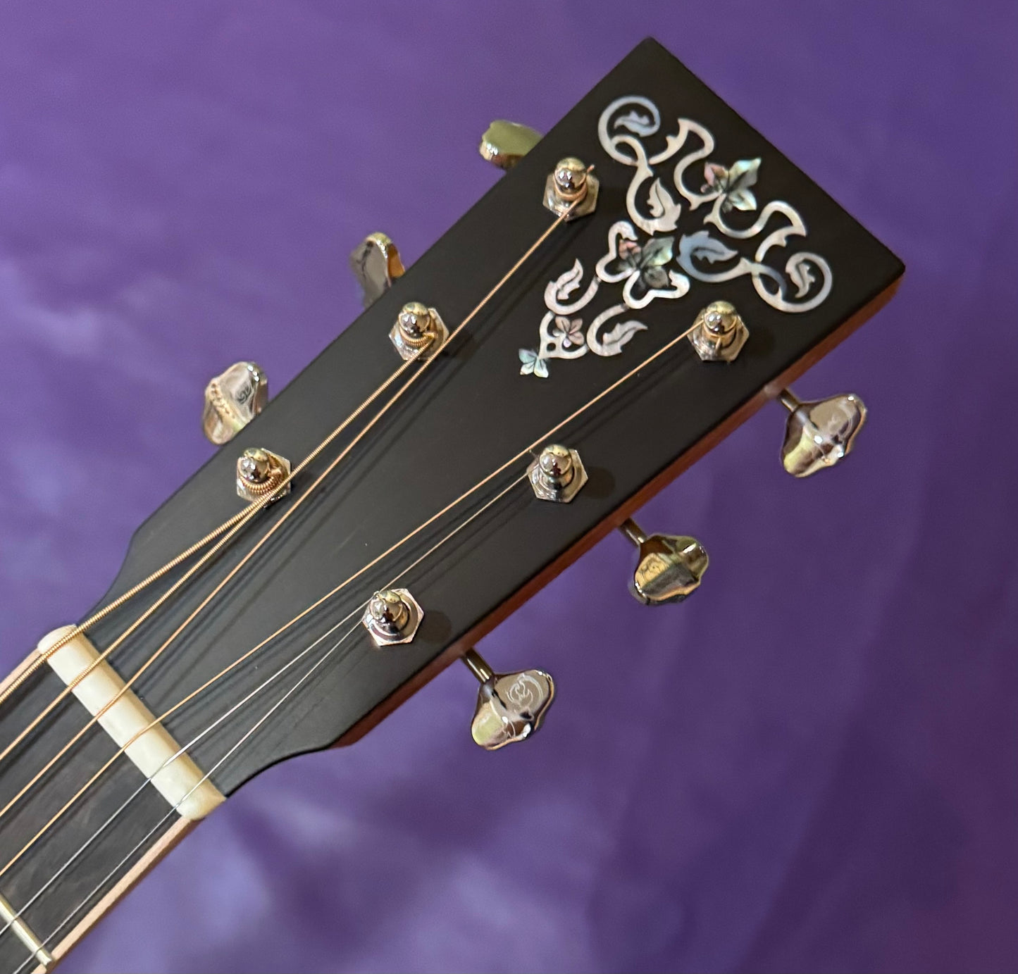 2023 Larrivee D-40 Ovangkol (Shedua)/ Romanian Spruce Special Dreadnought Guitar