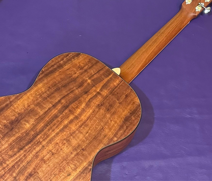 Larivee 000-40 12 Fret Koa Parlor Guitar