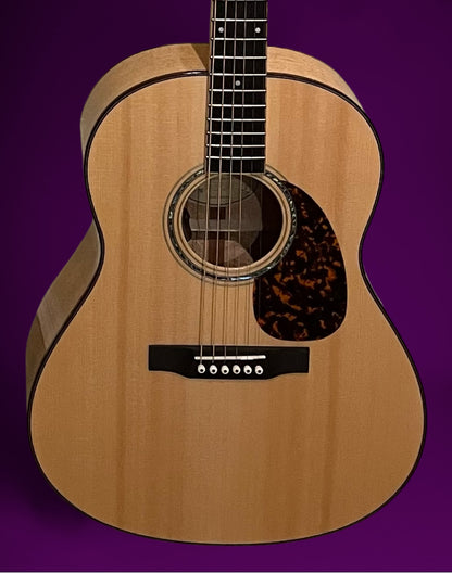Larrivee L-06 acoustic electric