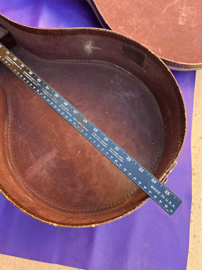 Vintage 1960s Gibson Tenor Banjo Case