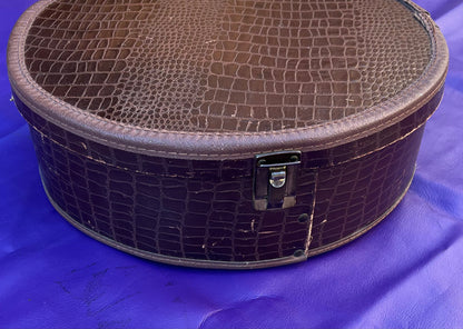 Vintage 1960s Gibson Tenor Banjo Case